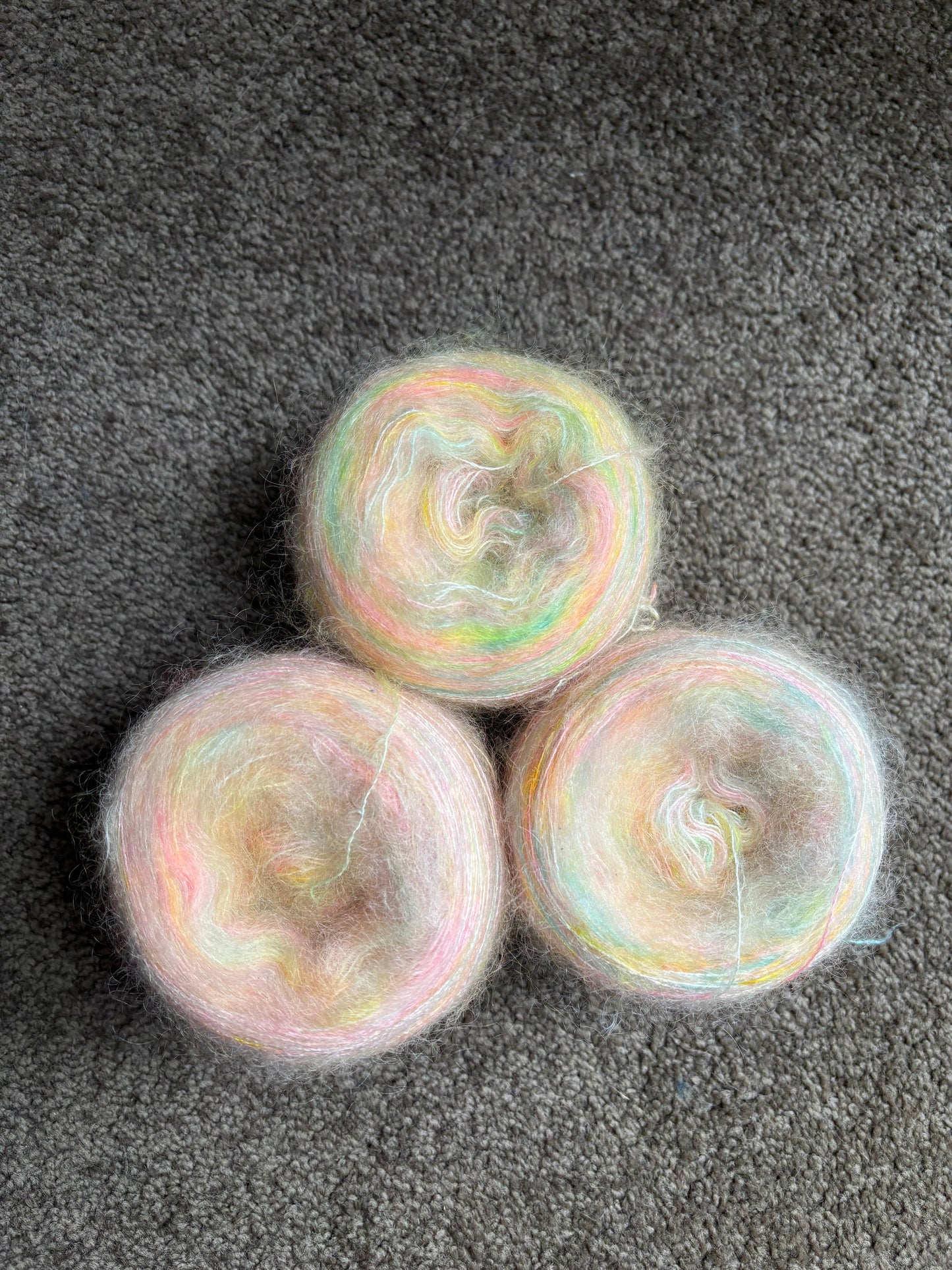 DESTASH - Lace Yarn