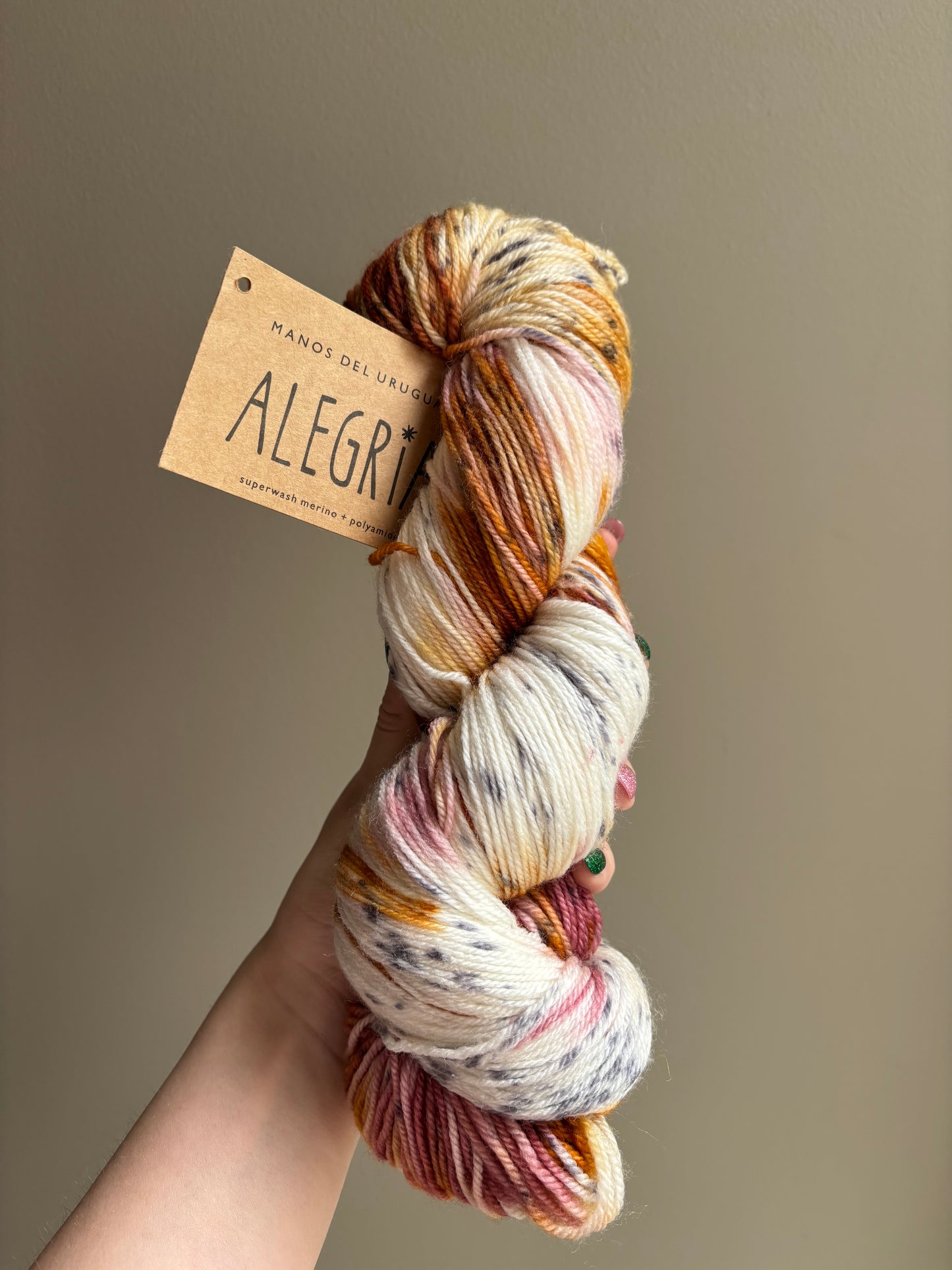 DESTASH - Fingering Yarn